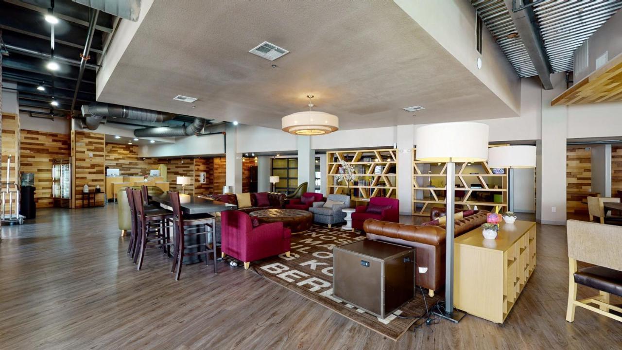 קולג' סטיישן Aggieland Boutique Hotel מראה חיצוני תמונה