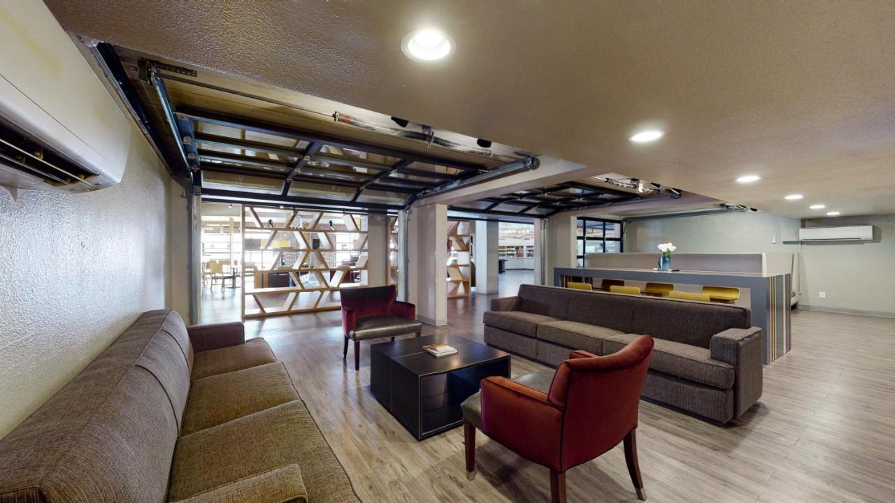 קולג' סטיישן Aggieland Boutique Hotel מראה חיצוני תמונה