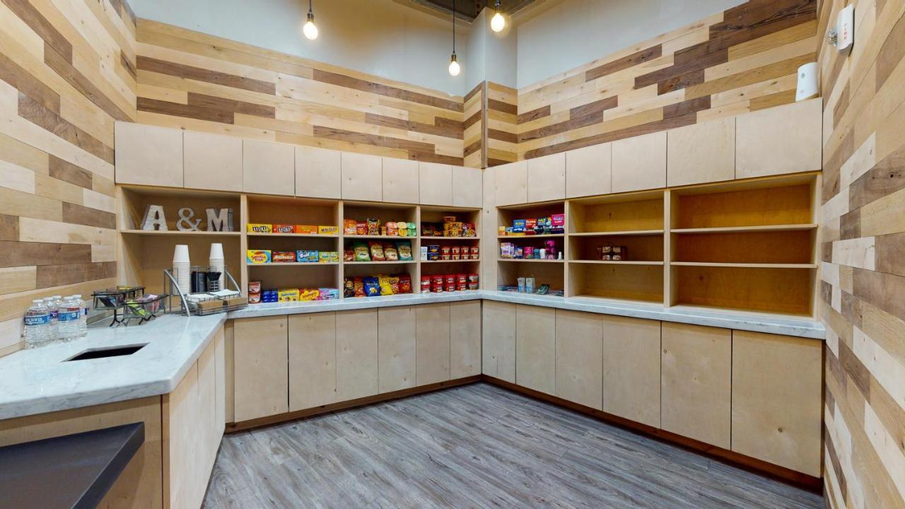 קולג' סטיישן Aggieland Boutique Hotel מראה חיצוני תמונה