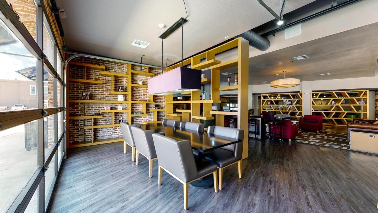קולג' סטיישן Aggieland Boutique Hotel מראה חיצוני תמונה